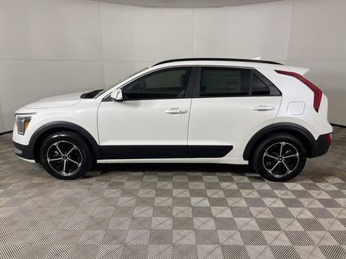 2025 Kia Niro EX