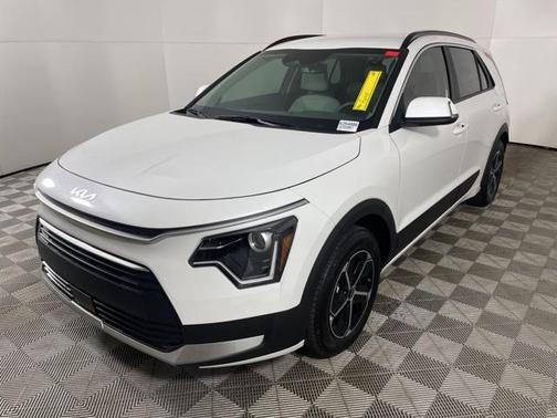 2025 Kia Niro EX