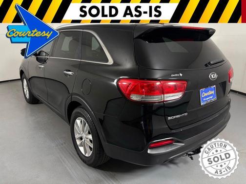 Ebony Black 2017 Kia Sorento LX
