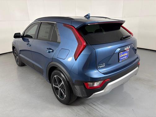 Mineral Blue 2026 Kia Niro EX
