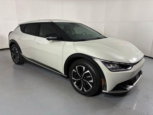 2024 Kia EV6 Wind