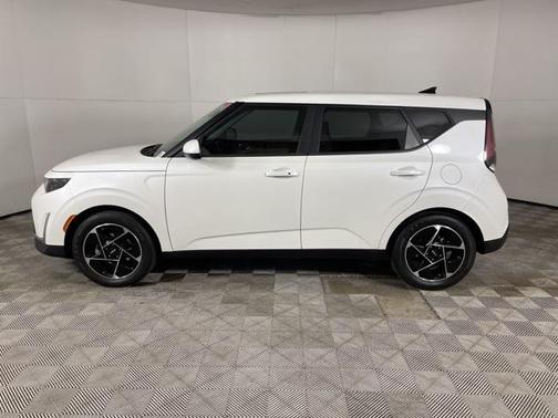 2023 Kia Soul EX