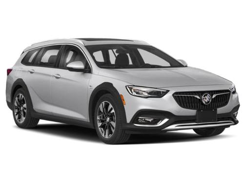 White Frost Tricoat 2018 Buick Regal TourX Preferred