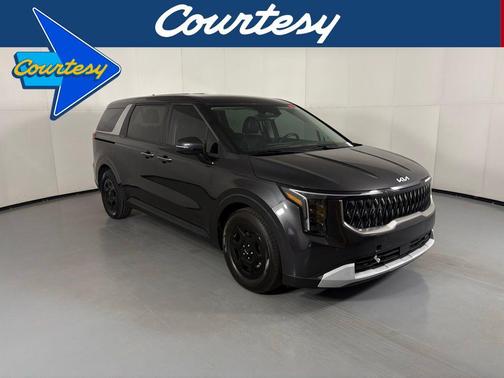 2025 Kia Carnival LXS