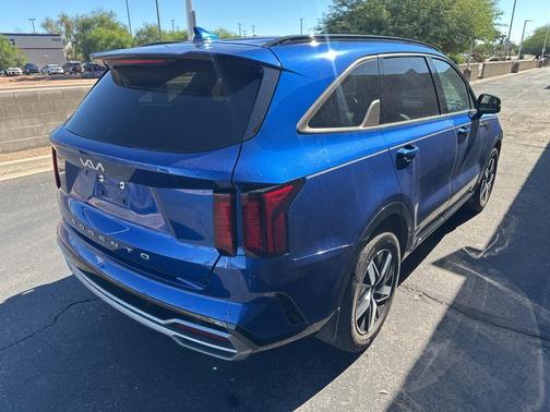 2022 Kia Sorento S