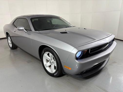 2014 Dodge Challenger SXT
