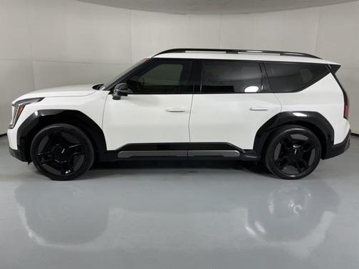 2024 Kia EV9 GT-Line