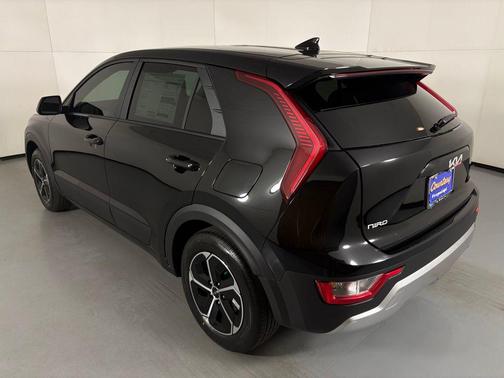 2026 Kia Niro LX