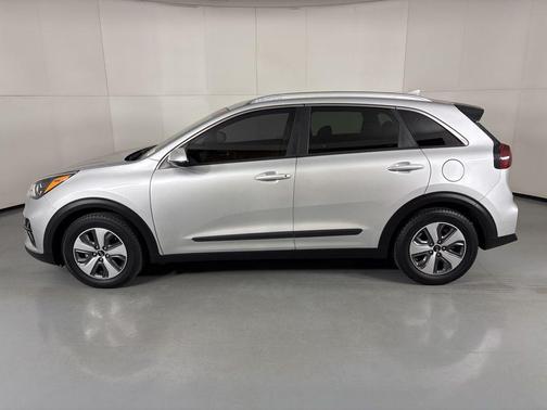 2020 Kia Niro LX