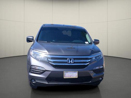 2017 Honda Pilot EX