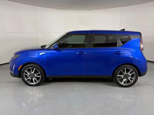 Neptune Blue 2024 Kia Soul EX