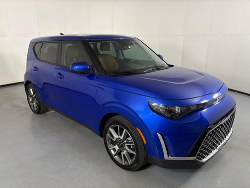 Neptune Blue 2024 Kia Soul EX