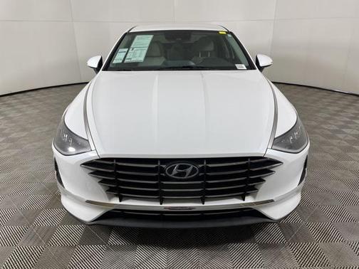 2023 Hyundai SONATA SE
