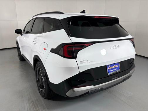 2026 Kia Sportage SX