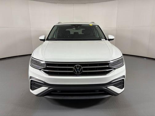 2024 Volkswagen Tiguan 2.0T SE 4MOTION