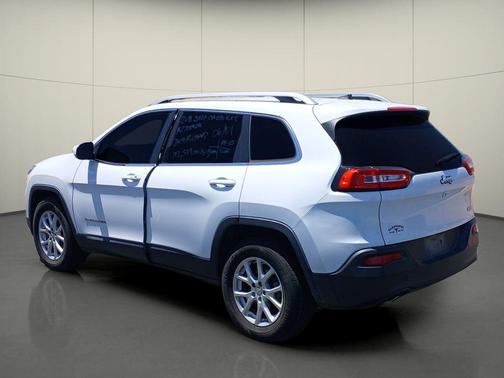 Bright White Clearcoat 2018 Jeep Cherokee Latitude Plus