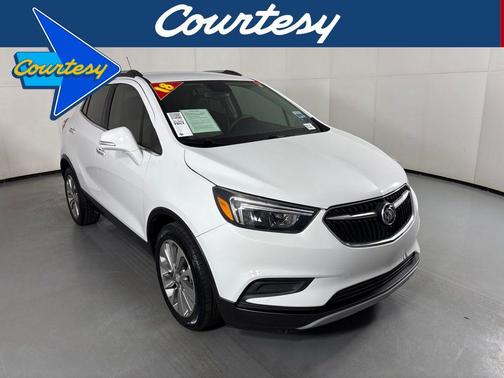 Summit White 2018 Buick Encore Preferred