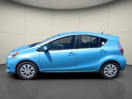 2013 Toyota Prius c Two