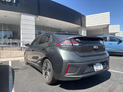 2020 Hyundai IONIQ Hybrid SEL