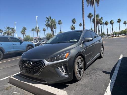 2020 Hyundai IONIQ Hybrid SEL