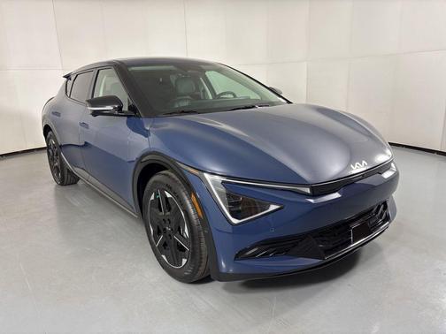 Midnight Lake Blue 2025 Kia EV6 Wind