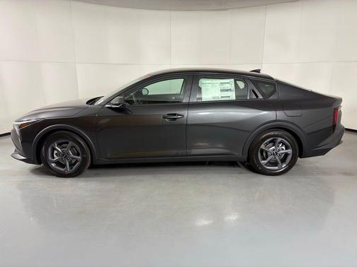 Interstellar Gray 2026 Kia K4 LXS