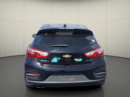 Black 2017 Chevrolet Cruze LT