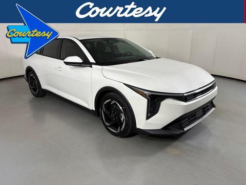 Snow White Pearl 2026 Kia K4 EX