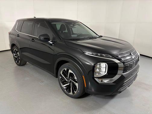 2022 Mitsubishi Outlander ES 2.5 2WD