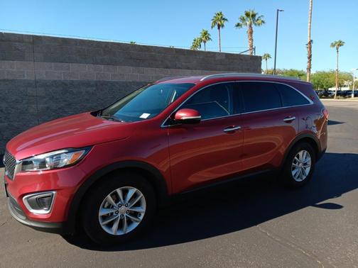 2017 Kia Sorento LX