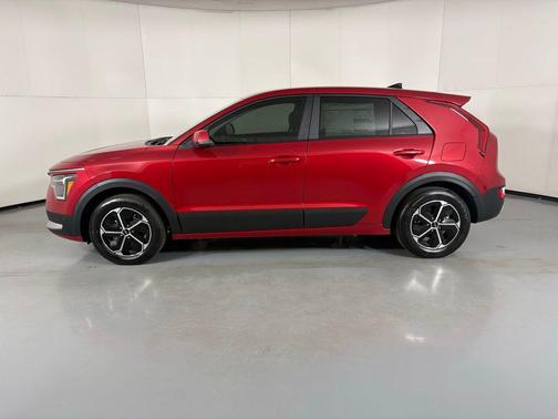 2026 Kia Niro LX