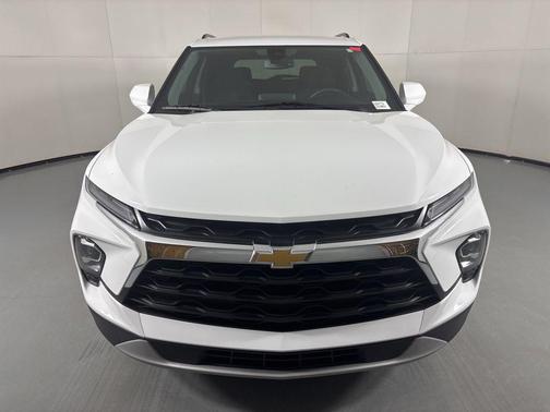 Summit White 2023 Chevrolet Blazer 2LT