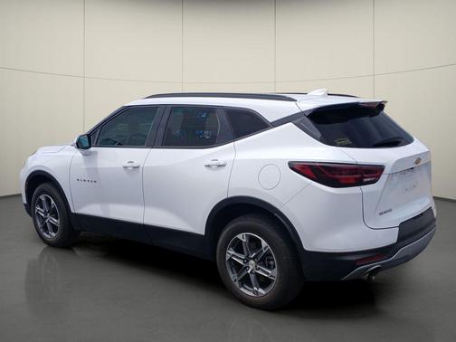 Summit White 2023 Chevrolet Blazer 2LT