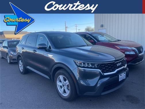 2023 Kia Sorento LX