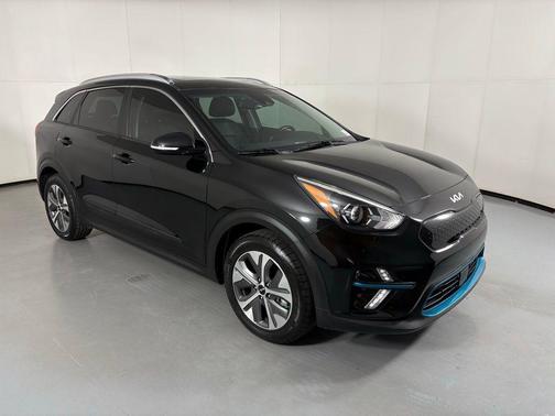 Aurora Black Pearl 2022 Kia Niro EV EX Premium
