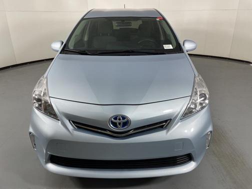 2014 Toyota Prius v Three