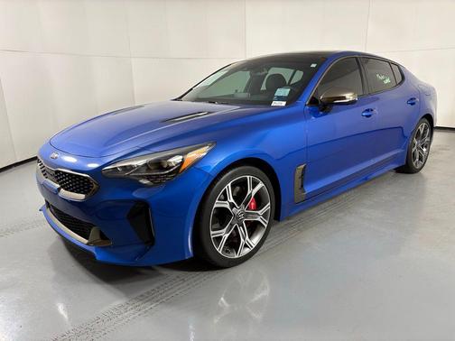 2019 Kia Stinger GT2