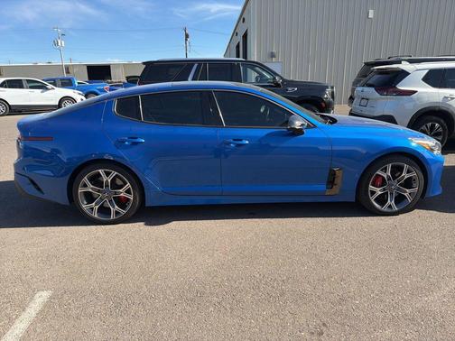 2019 Kia Stinger GT2