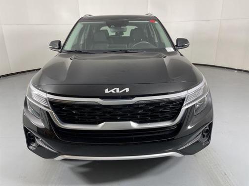2023 Kia Seltos EX