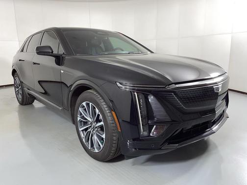 2024 Cadillac LYRIQ Sport