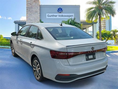 2025 Volkswagen Jetta 1.5T SE