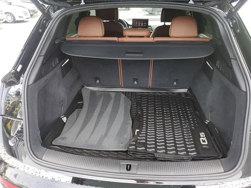 2022 Audi Q5 40 Premium