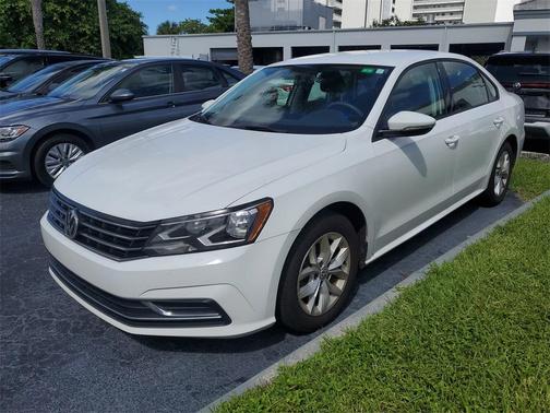 2018 Volkswagen Passat 2.0T S