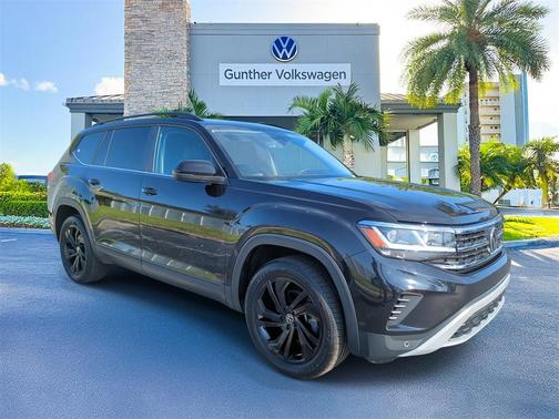 2022 Volkswagen Atlas 3.6L SE w/Technology