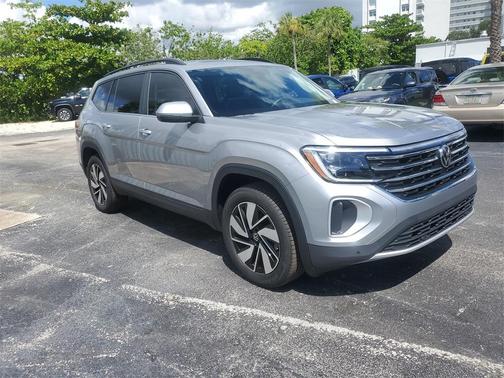 2025 Volkswagen Atlas 2.0T SE w/Technology