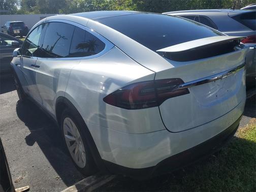 2019 Tesla Model X 75D