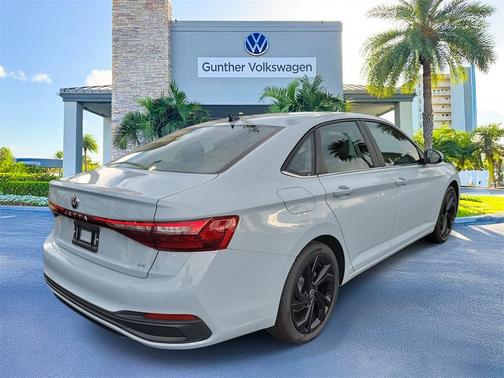 2026 Volkswagen Jetta 1.5T SE