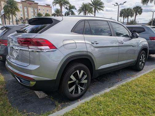 2022 Volkswagen Atlas Cross Sport 2.0T SE