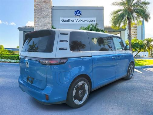 2025 Volkswagen ID. Buzz Pro S Plus