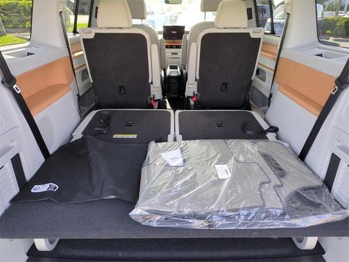 2025 Volkswagen ID. Buzz Pro S Plus